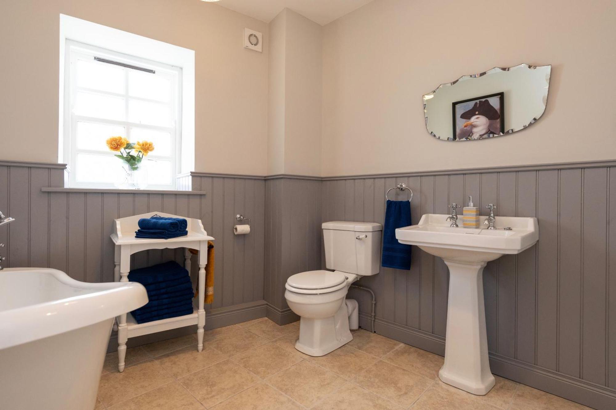 Hamilton House Holiday Apartment Killyleagh ภายนอก รูปภาพ